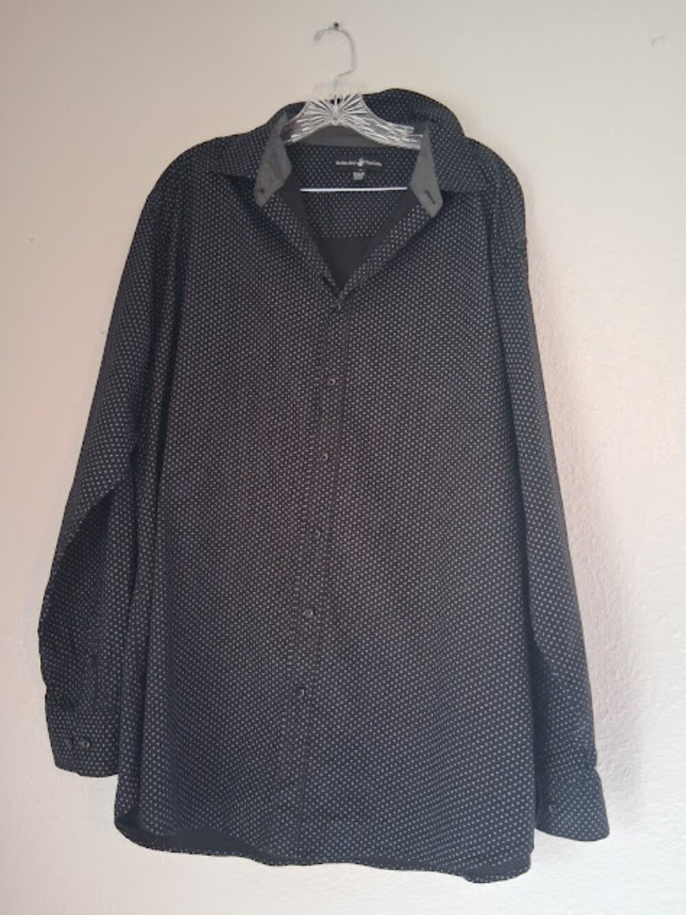 Beverly Hills Polo Club men's size 2XLB black and white button down shirt